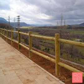 Tanca de fusta model Cervales